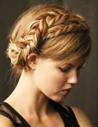 Maybe you would like to learn more about one of these? Coiffure Visage Rond Pour Mariage 40 Coiffures Canon Pour Les Visages Ronds Elle