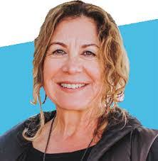 Mary Ellingwood's Instagram, Twitter & Facebook