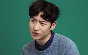 Lee je hoon is a south korean actor, who best known for his roles in the front line and bleak night, which lead him to win. Lee Je Hoon Shares How Long It S Been Since His Last Serious Relationship K Pop Amino