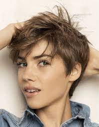 24 Awesome Messy Hairstyles For Short Hair Stiliuse Com Messy Short Hair Messy Hairstyles Messy Pixie Haircut