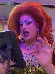 I think @skanksinatraofficial is really into my idea of double-teaming,  don't you? 👀 For now, we're just double-teaming