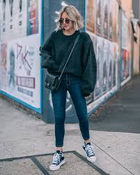 How To Wear High Top Converse With Skinny Jeans A Few Weeks Ago I Was Introduced To Shopbackau A Platform Where You Can Earn Up To 30 Cashb Oversized Sweater Outfit High Tops Outfit Black Converse Outfits