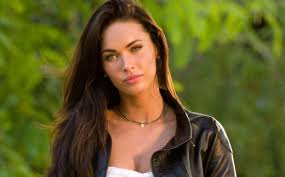 Megan denise fox) είναι μια αμερικανίδα ηθοποιός και μοντέλο. Megkan Fo3 News Gr