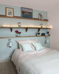 Le Journal De La Maison On Instagram Dans Cette Chambre Eclaircie Par Un Parquet En Chene Blanchi Et Des Murs Peints En B Parquet En Chene Maison Peindre Mur