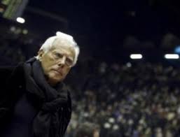 Pallacanestro olimpia milano, commonly known as olimpia milano or as ax armani exchange olimpia milan after its title sponsor, is an lba italian professional basketball team, based in milan, italy. Giorgio Armani E Il Basket Olimpia Milano Voglio Alzare Quel Trofeo