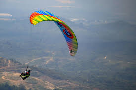 Kuala kubu bharu (also spelled kuala kubu baru, kuala kubu bahru, kuala kubu baharu etc), affectionately known as kkb by the locals, is a town in the north of selangor, malaysia. Tandem Paragliding Ticket Kkb Paragliding Park Kuala Kubu Bharu Selangor