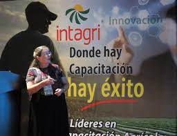 Sips Pathologist Speaks At Mexican Conference On Disease Management In Vegetables Discovery That Connects