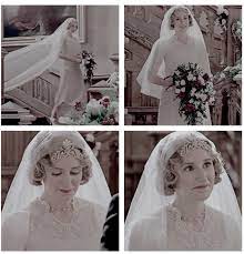 Великобритания / 2010 оригинальное название : Downton Abbey Christmas Special 2015 Lady Edith Downton Abbey Fashion Downton Abbey Downton Abbey Wedding