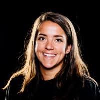 Kara Chiles's Instagram, Twitter & Facebook