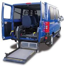 Wheelchair Lifts And Wheelchair Vans Braun International Wheelchair Van Wheelchair Accessible Vehicle Wheelchair