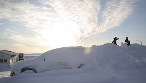 Accommodations, dining, bar, cabin, rates, reservations, information request, map and photos. Alaska News Gr