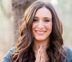 Hilary Kimball's Instagram, Twitter & Facebook