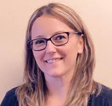 Adrianna Mucha's Instagram, Twitter & Facebook