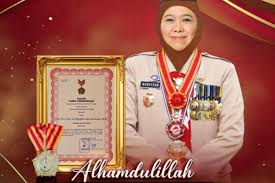 Hari Pramuka Khofifah terima tanda penghargaan Lencana Melati - ANTARA News  Jawa Timur