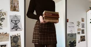 Relating to the enjoyment or study of beauty: More Than Aesthetics Dark Academia Helps Students Find Representation And Romance In Study Altercation Magazine