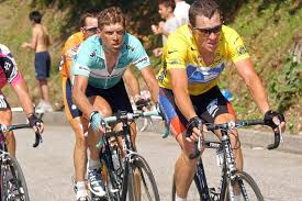 Disgraced former tour de france winner jan ullrich has been fined for attacking an escort in a frankfurt hotel room. Lance Armstrong Rend Visite A Son Ami Jan Ullrich Qui Traverse Une Periode Difficile