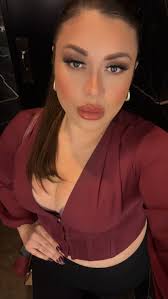 Karlabellavida (@karlabellavida) • Instagram photos and videos