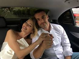 В этом году актера можно было увидеть в прекрасном остросюжетном фильме «кто ты?» и не менее интересной ленте оксаны байрак «ничто не случается дважды». Nichto Ne Sluchaetsya Dvazhdy Anton Batyrev Zhenilsya Na Evgenii Loze Telekanal Stb