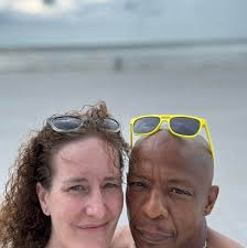 IAM up thinking about my twin my uncle Facebook family and friends can you  please send a happy birthday to my uncle Ratt love you always uncle thank  you for always being