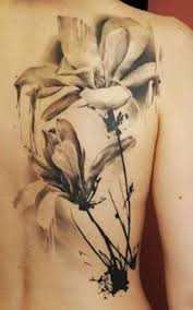 Black And White Watercolor Tattoo Watercolor Black And White Floral Tattoo On Right Back Shoulder Realistic Flower Tattoo White Flower Tattoos Beautiful Flower Tattoos