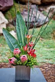 Floral Artistry And Event Styling For Discerning Brides Large Flower Arrangements Tropical Floral Arrangements Corporate Flowers