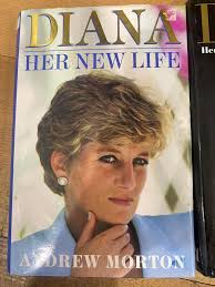 Rummage Rescuers Unity Book Shop‎