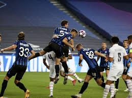 Uefa champions league first knockout round.es wäre auch um ein haar nicht dazu gekommen, denn beide mannschaften standen am letzten spieltag der. Psg Bergamo Irres Drama In Der Champions League Erinnerungen An Finale 1999 Fussball