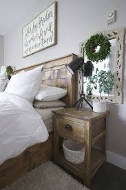 20 Simple Rustic Bedside Table Designs For Bedroom Master Bedrooms Decor Home Decor Bedroom Farmhouse Bedroom Decor