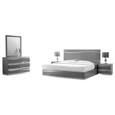 Outbound 5pc cal king platform bed, 2 nightstand, dresser, mirror in grey by mfix. Homesquare For Best Master Leon 5 Piece Poplar Wood East King Bedroom Set In Gray High Gloss Accuweather Shop