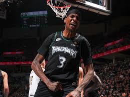 ウルブズ 対 ナゲッツ