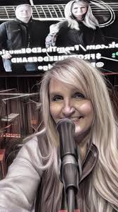 Teresa Hogston's Instagram, Twitter & Facebook