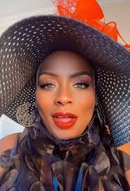 Shelly Green's Instagram, Twitter & Facebook