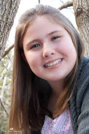 Tanya Benoit's Instagram, Twitter & Facebook