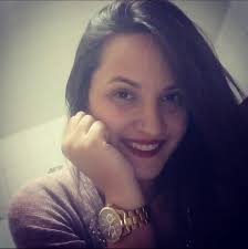 Familiares de Vanessa Roman prestam homenagem à jovem que faria 26 anos  hoje