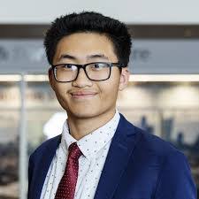 Dean Danowitz's Instagram, Twitter & Facebook