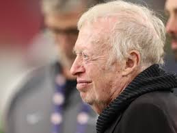 Wraakzuchtige vader vermoordt 'loverboy' (19) van zijn dochter na verkoop  aan prostitutiebende