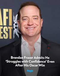 🔗: bit.ly/441mJme Is it a coincidence that Brendan Fraser plays a  struggling actor in his new movie? 📷️: Jesse Grant/Getty