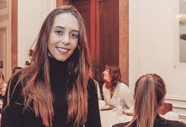 Bruno dan ana pinho diketahui sudah menikah pada desember 2015.kemudian sepasang kekasih tersebut juga sudah dikarunia seorang putri bernama matilde fernandes pada januari 2017. Ana Pinho Istri Tercinta Bruno Fernandes Okezone Bola