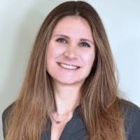 100+ profilů „Suzan“