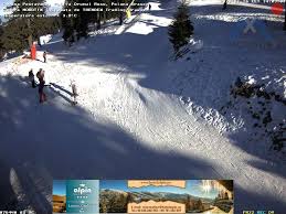 Camere live din romania sortate pe regiuni: Muntii Bucegi Webcam Poiana Brasov Cabana Postavaru Live