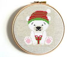 This wicker stitch creates a dense but delicate criss cross pattern. Counted Cross Stitch Snowmen Set Ornaments Ornaments Accents