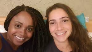 Gosta de estar com a família e comos amigos, e seu hobby é ouvir música e ler. Ex Ginastas Daiane Dos Santos E Lais Souza Se Reencontram Em Sp Famosos Extra Online