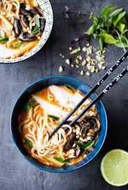 Bouillon Thai Aux Nouilles Ramen Poulet Champignons Nouilles Ramen Recette Ramen Nouilles