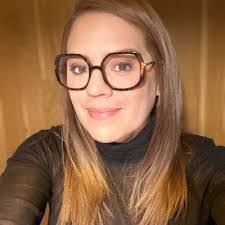 April Rendon's Instagram, Twitter & Facebook