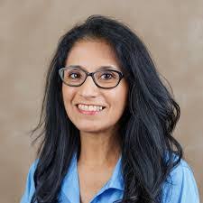 Lilly Kern's Instagram, Twitter & Facebook