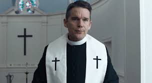 La palabra reverendo es un adjetivo. El Reverendo First Reformed Critica Cine Premiere