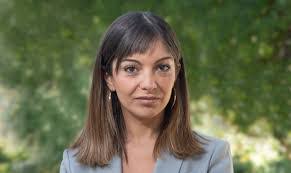 Karin Law's Instagram, Twitter & Facebook