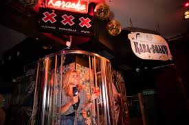 And in no way is the boys' description of bunga bunga as an 'englishman's italian bar, pizzeria and karaoke' an exaggeration. Bunga S Kara Soaky Singing In The Shower Karaoke Experience Onin London