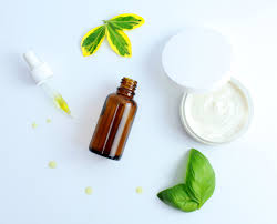 Nuoo The New Beauty Box Exclusively Dedicated To Natural Cosmetics Your New Natural Beauty Experience Natural Beauty Box Natural Cosmetics Beauty Care