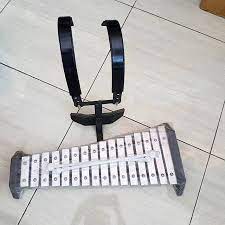 Alat musik berdasarkan fungsinya terbagi menjadi 3, yaitu alat musik harmonis, ritmis, dan melodis. Bellyra Belera Keningan Marchinga Bell Tk Shopee Indonesia